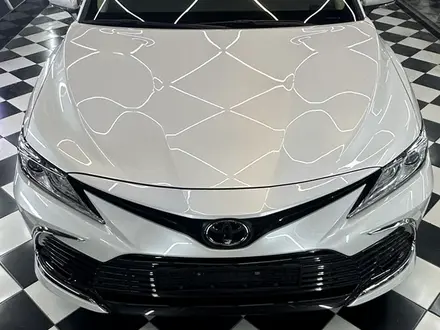 Toyota Camry 2023 года за 24 000 000 тг. в Актау – фото 12