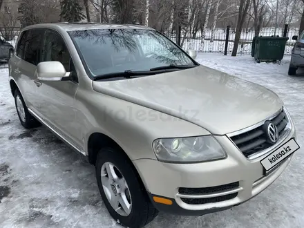 Volkswagen Touareg 2006 года за 5 000 000 тг. в Усть-Каменогорск – фото 3