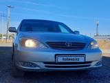 Toyota Camry 2003 годаfor4 500 000 тг. в Актобе – фото 3