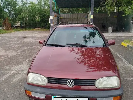 Volkswagen Golf 1995 года за 1 800 000 тг. в Шымкент