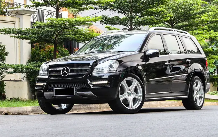 Стекла Фар Mercedes GL/ML W164үшін20 000 тг. в Астана