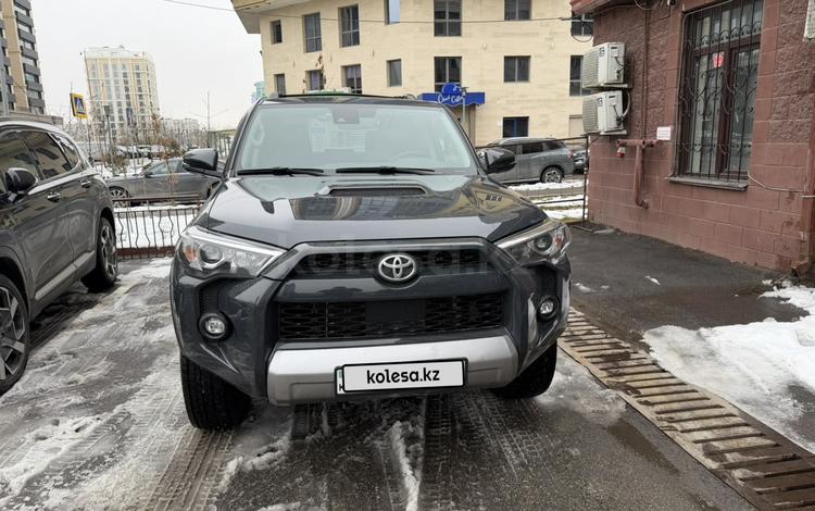Toyota 4Runner — фото 1