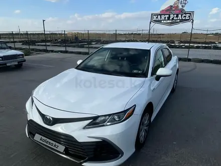 Toyota Camry 2020 года за 13 000 000 тг. в Туркестан – фото 2