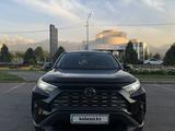 Toyota RAV4 2022 года за 14 000 000 тг. в Алматы – фото 2