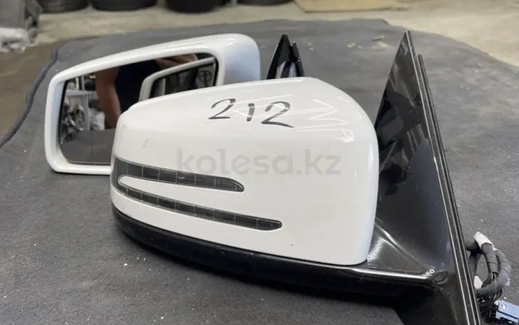 Боковые зеркала w212 оригинал за 60 000 тг. в Алматы