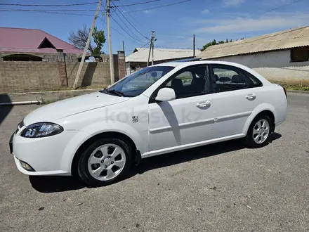 Daewoo Gentra 2014 года за 3 600 000 тг. в Шымкент – фото 16