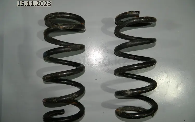 Пружина передняя задняя (в ассортименте) (б/у оригинал) за 1 000 тг. в Алматы