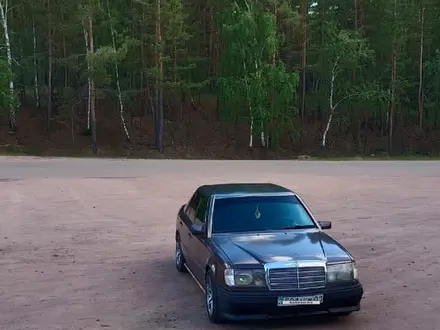 Mercedes-Benz E 200 1992 года за 1 800 000 тг. в Астана