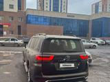 Toyota Land Cruiser 2023 года за 49 000 000 тг. в Астана – фото 2