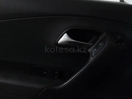 Volkswagen Polo 2015 года за 3 040 000 тг. в Шымкент – фото 24