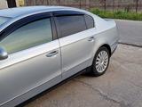 Volkswagen Passat 2006 годаүшін4 500 000 тг. в Шымкент – фото 4