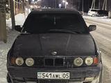 BMW 520 1991 года за 780 000 тг. в Алматы – фото 2