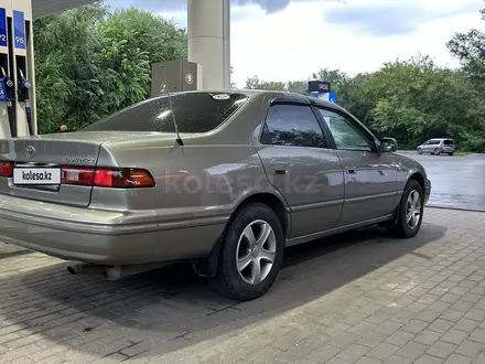 Toyota Camry 1997 года за 3 500 000 тг. в Усть-Каменогорск – фото 3