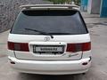 Toyota Ipsum 1998 годаүшін2 200 000 тг. в Алматы – фото 10