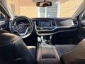Toyota Highlander 2015 года за 12 900 000 тг. в Уральск – фото 8
