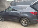 Hyundai Santa Fe 2015 годаүшін9 000 000 тг. в Алматы – фото 3