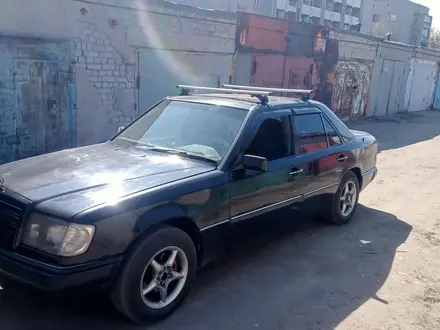 Mercedes-Benz E 230 1991 года за 1 400 000 тг. в Павлодар – фото 3
