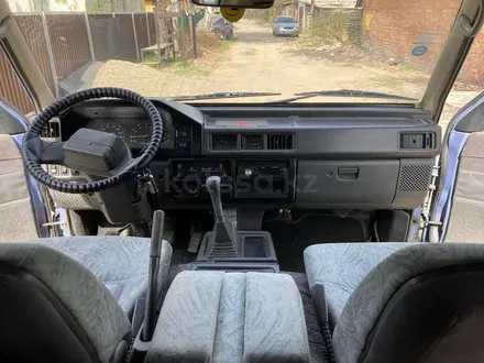 Mitsubishi L300 1997 года за 2 270 000 тг. в Усть-Каменогорск – фото 22