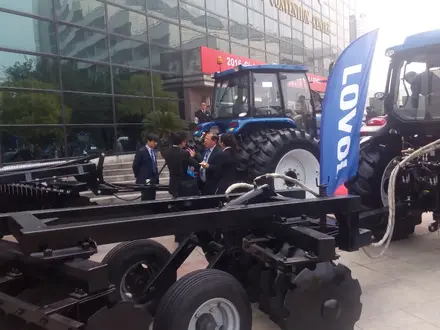 Lovol  Колесный сельхоз трактор FOTON LOVOL ФОТОН ЛОВОЛ 2019 года в Алматы – фото 195