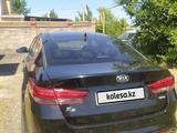 Kia K5 2015 года за 10 500 000 тг. в Астана – фото 2