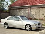 Mercedes-Benz E 320 2000 года за 3 800 000 тг. в Тараз