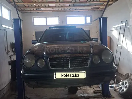 Mercedes-Benz E 320 1998 года за 3 000 000 тг. в Алматы – фото 11