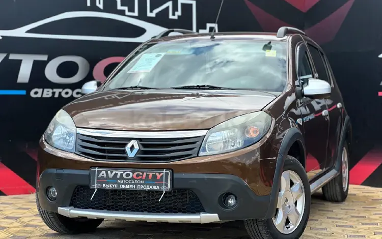 Renault Sandero Stepway 2014 годаfor4 750 000 тг. в Атырау