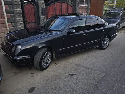 Mercedes-Benz E 320 2000 года за 4 250 000 тг. в Алматы