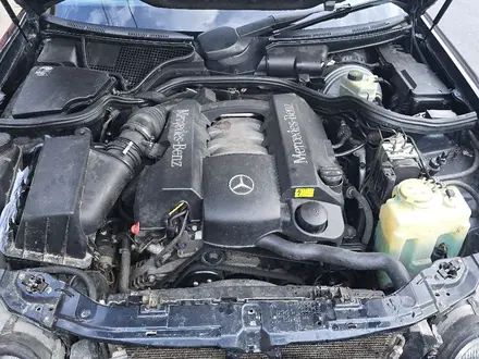Mercedes-Benz E 320 2000 года за 4 250 000 тг. в Алматы – фото 4