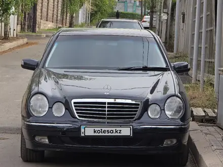 Mercedes-Benz E 320 2000 года за 4 250 000 тг. в Алматы – фото 16