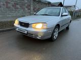 Hyundai Elantra 2001 годаfor1 800 000 тг. в Алматы – фото 2