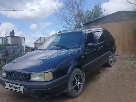 Volkswagen Passat 1993 года за 1 700 000 тг. в Астана – фото 2