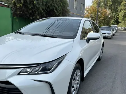 Toyota Corolla 2021 года за 9 600 000 тг. в Алматы – фото 2