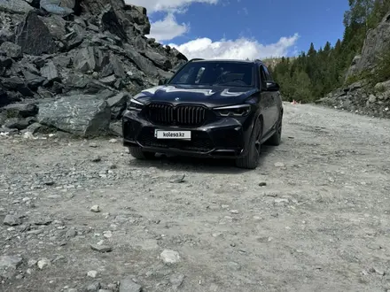 BMW X5 2023 года за 42 000 000 тг. в Алматы