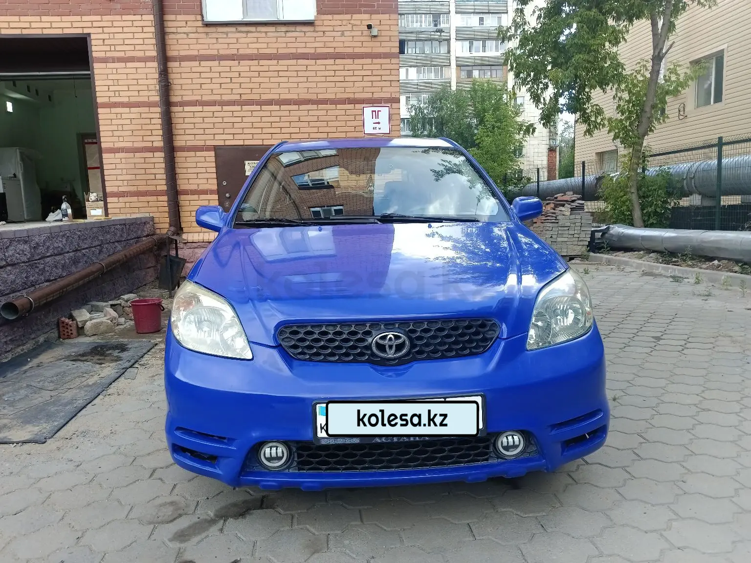 Toyota Matrix, 2003