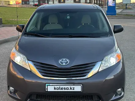 Toyota Sienna 2014 годаүшін11 500 000 тг. в Актобе – фото 5