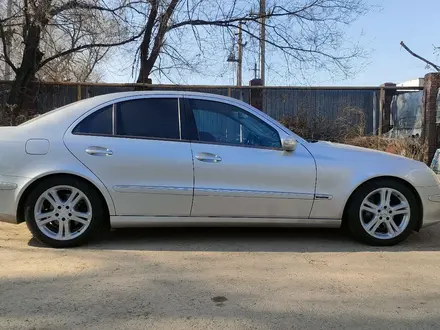 Mercedes-Benz E 320 2002 года за 5 800 000 тг. в Алматы – фото 12