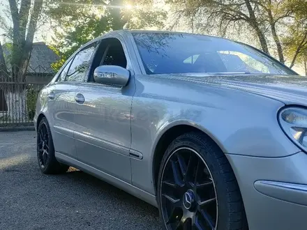 Mercedes-Benz E 320 2002 года за 5 800 000 тг. в Алматы – фото 8