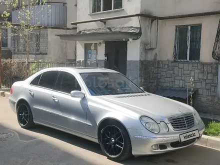 Mercedes-Benz E 320 2002 года за 5 800 000 тг. в Алматы – фото 9