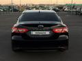 Toyota Camry 2018 года за 10 600 000 тг. в Караганда – фото 7