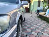 Toyota Camry 1998 года за 2 150 000 тг. в Алматы – фото 2