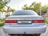 Toyota Camry 1998 года за 2 150 000 тг. в Алматы – фото 4