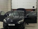 Toyota Camry 2010 года за 5 500 000 тг. в Атырау