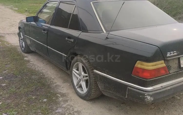 Mercedes-Benz E 230 1991 годаүшін900 000 тг. в Алматы