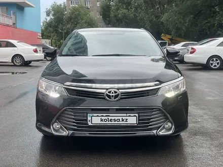 Toyota Camry 2015 года за 10 250 000 тг. в Алматы