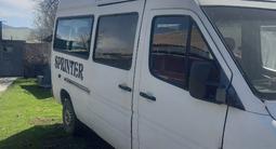 Mercedes-Benz  Sprinter 1995 годаүшін2 300 000 тг. в Сарканд