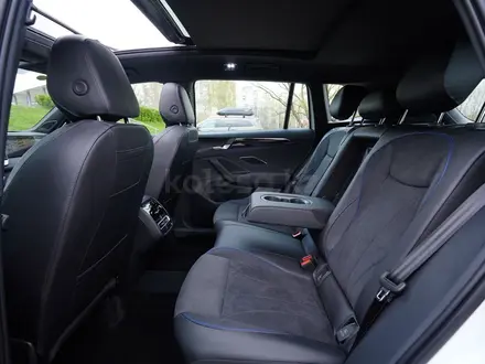 Volkswagen Tiguan 2026 года за 20 500 000 тг. в Алматы – фото 25