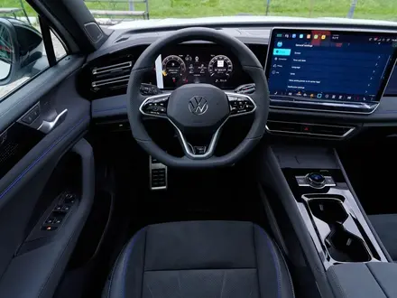 Volkswagen Tiguan 2026 года за 20 500 000 тг. в Алматы – фото 13