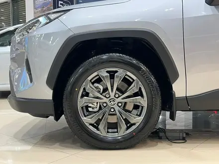 Toyota RAV4 Prestige 2025 года за 19 390 000 тг. в Алматы – фото 3