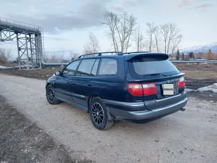 Toyota Caldina 1996 года за 2 700 000 тг. в Риддер – фото 4